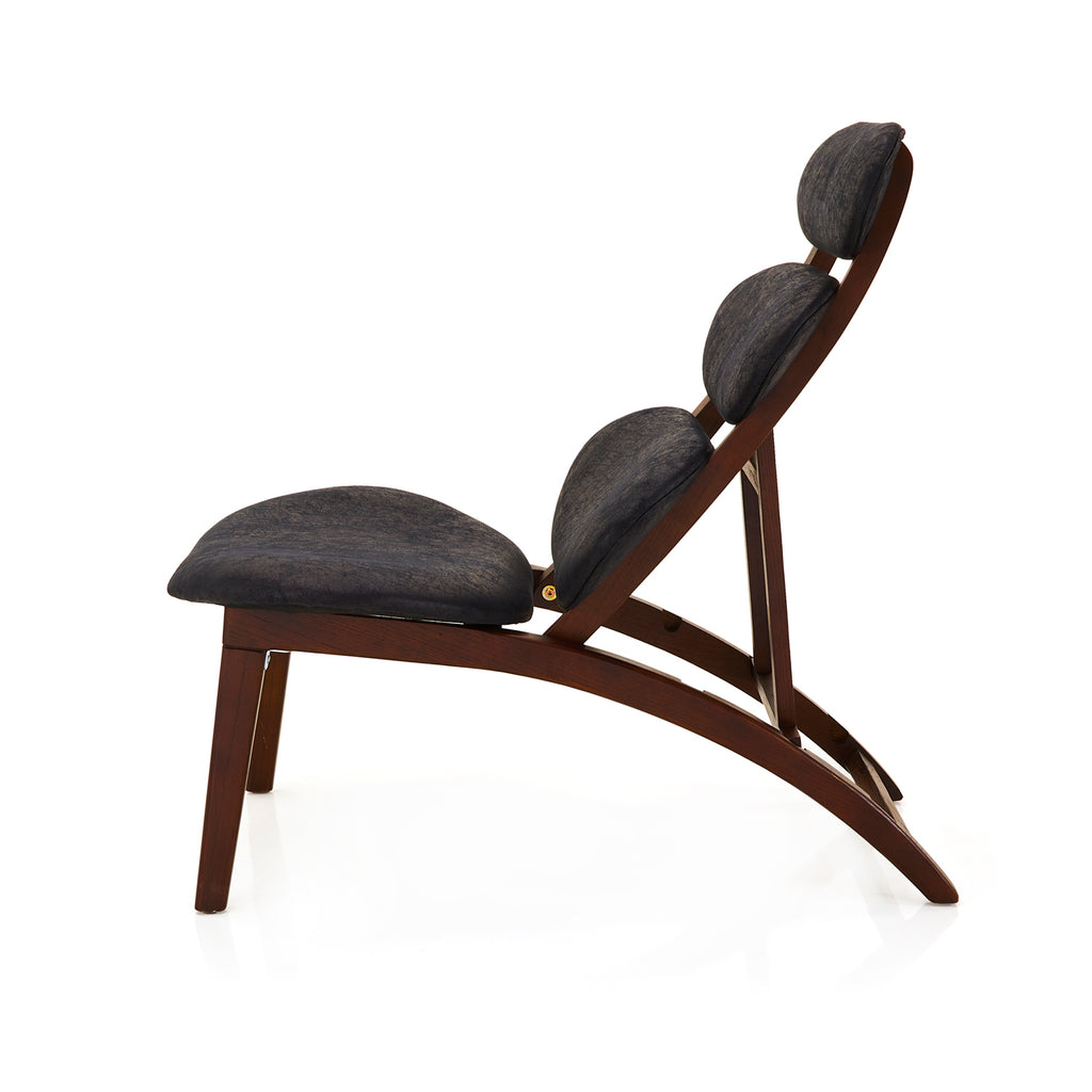 Black 4-Pad Modern Lounge Chair