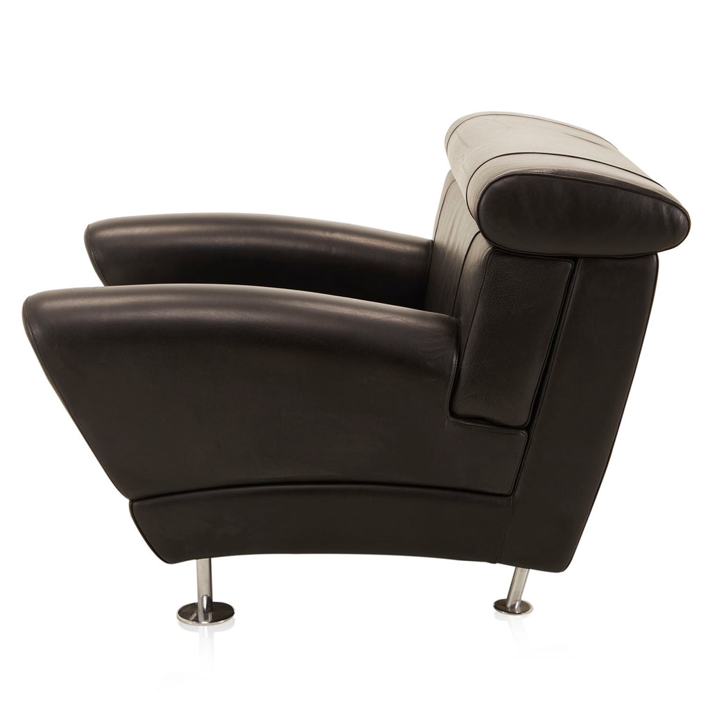 Black Leather Wide Lounge Chair