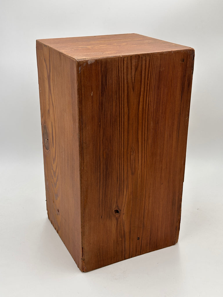Small Rectangular Display Pedestal