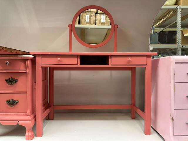 Pink Wooden Vanity Table with Round Mirror
