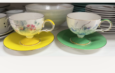 Green / Yellow Tea Cups