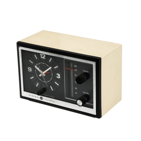 General Electric Clock Radio