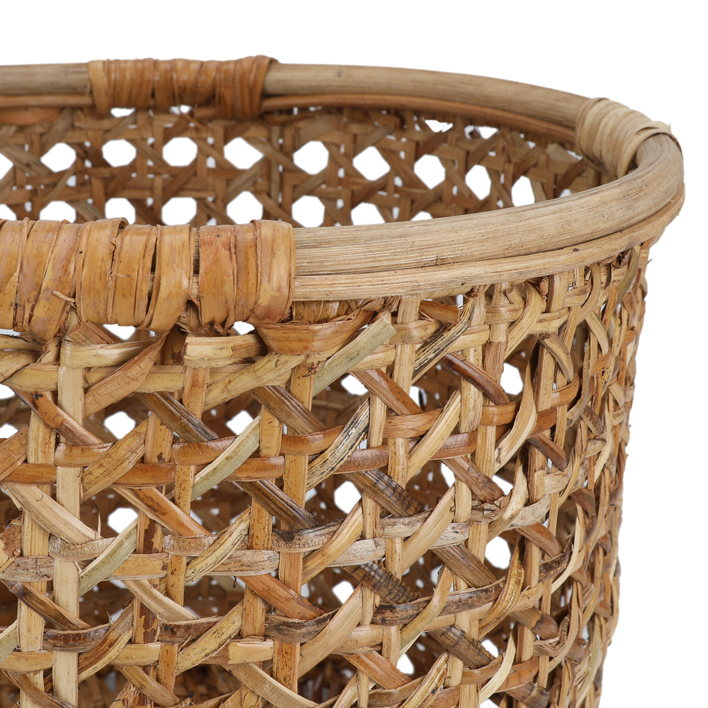 Woven Mesh Wicker Basket - Medium