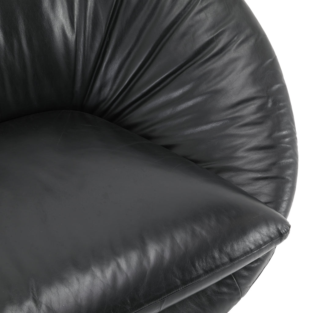 Black Leather Swirl Loveseat