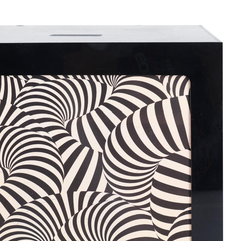 White & Black Psychedelic Pattern Box Lamp