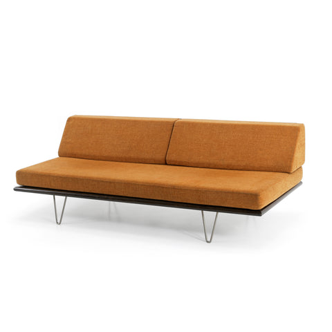 Case Study Alpine Wood Daybed - Orange