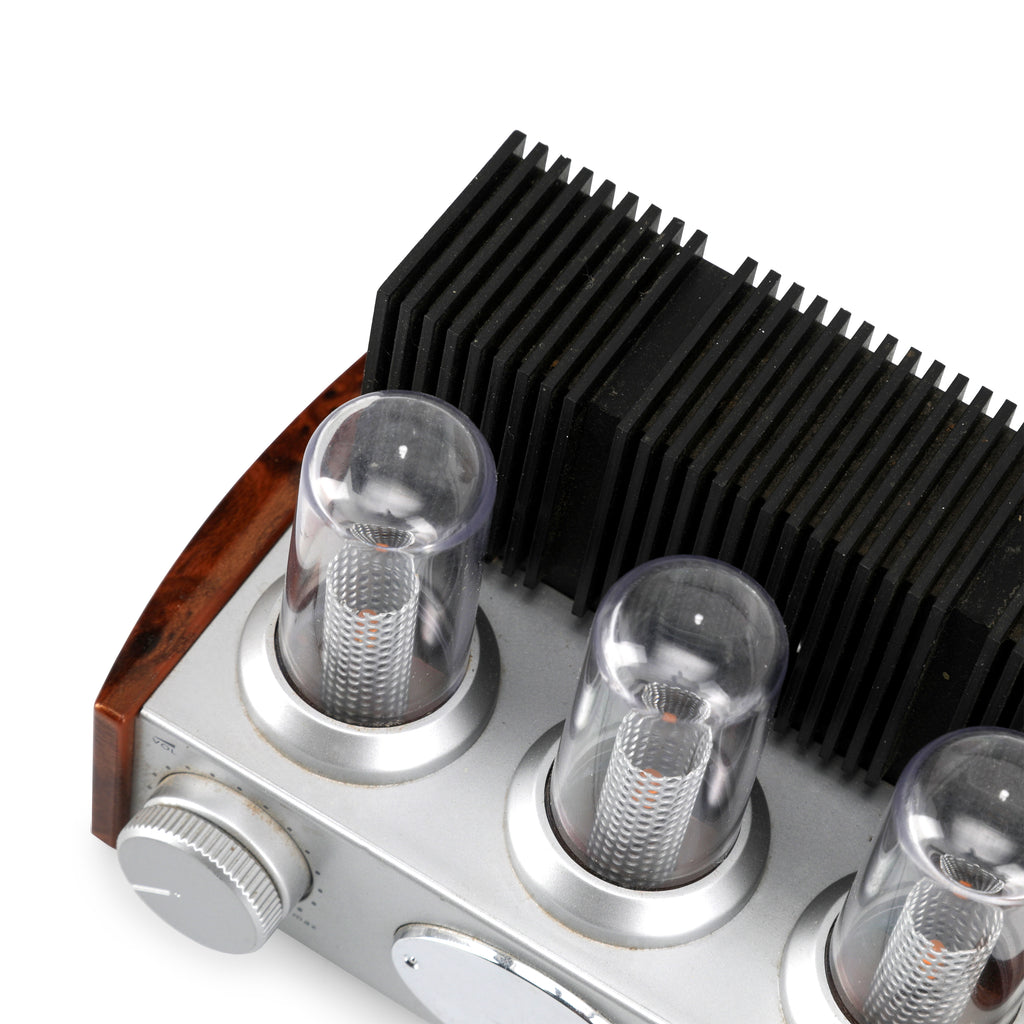 Small Plastic Tube Amp Radio