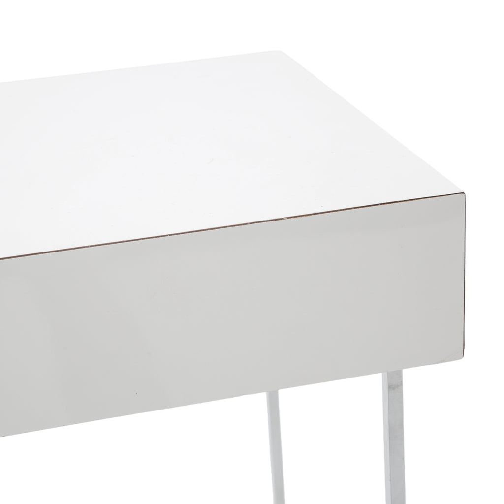 White Laminate Top Chrome Pedestal Table