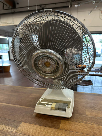 Silver & Off-White Metal and Plastic Oscillating Desk Fan