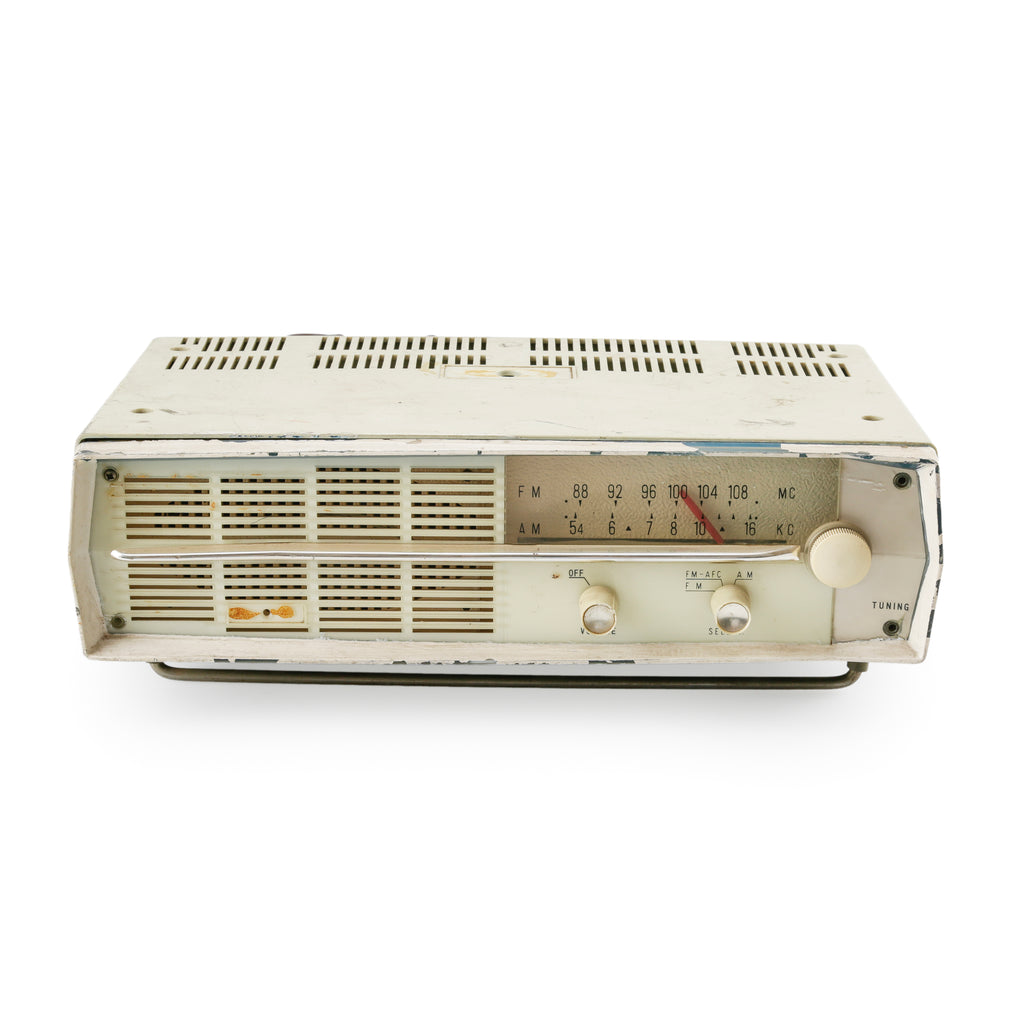 Distressed Cream Vintage Car AM/FM Radio
