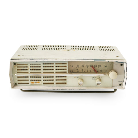 Distressed Cream Vintage Car AM/FM Radio