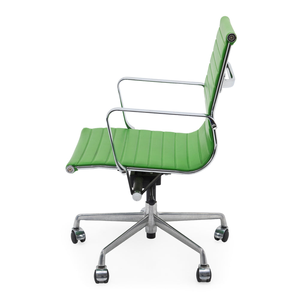 Green and Chrome Swivel Office Chair