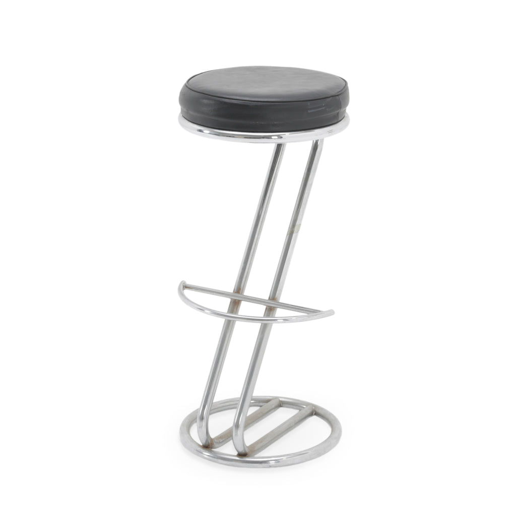 Black Metal Bar Stool