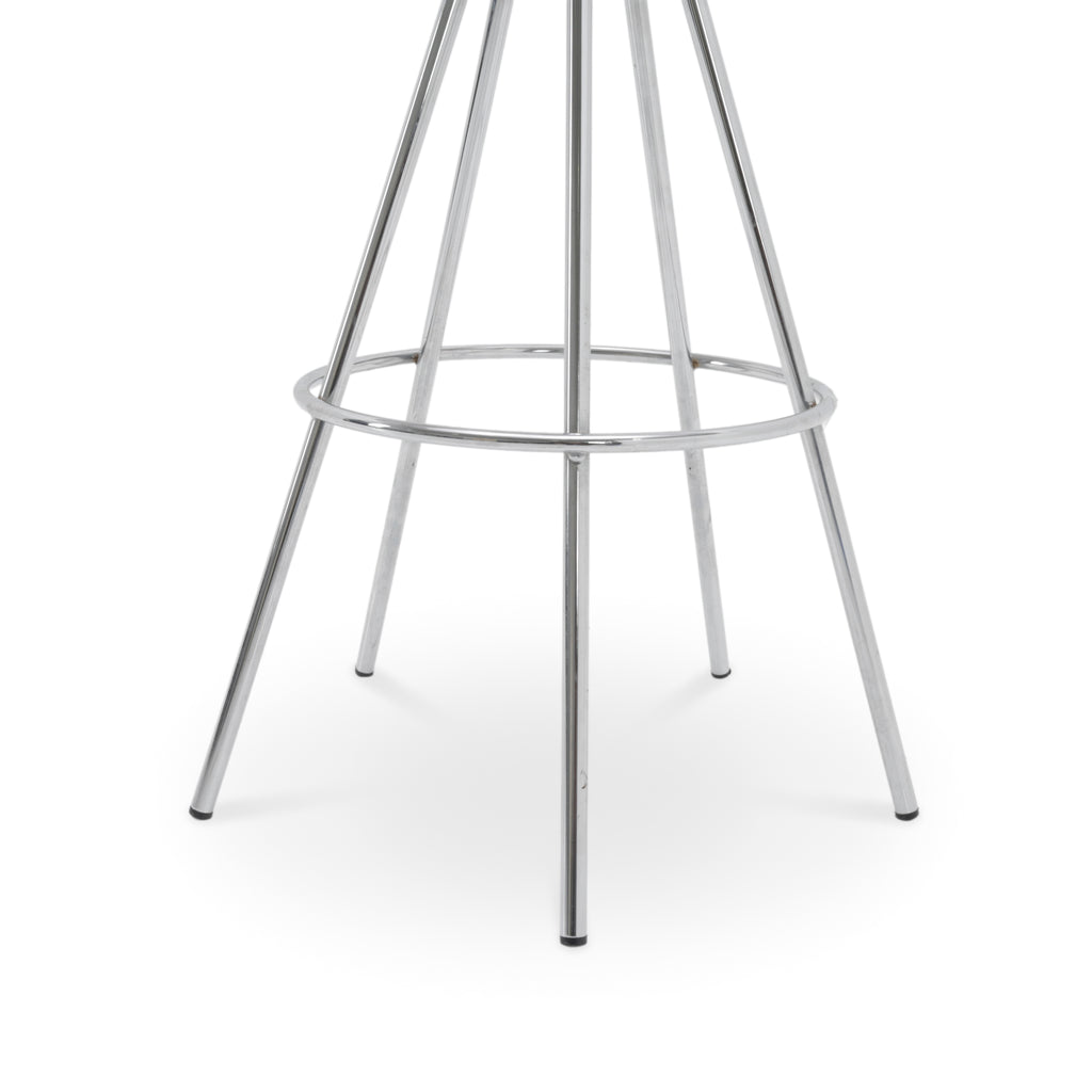 Silver/Chrome Saddle Bar Stools