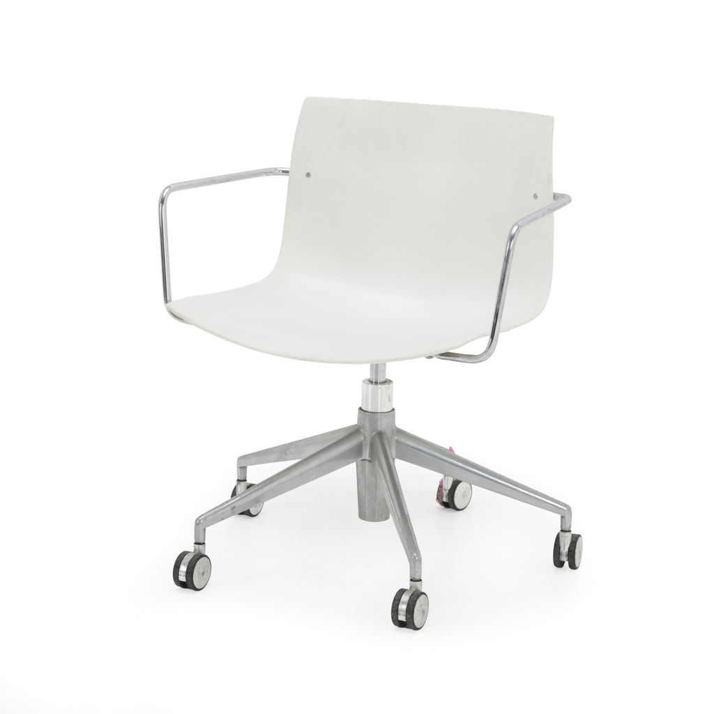 White and Chrome Swivel Office Chair