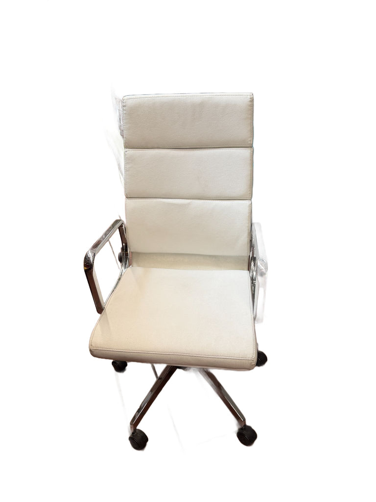 3 Pad White Leather Office Chair 
