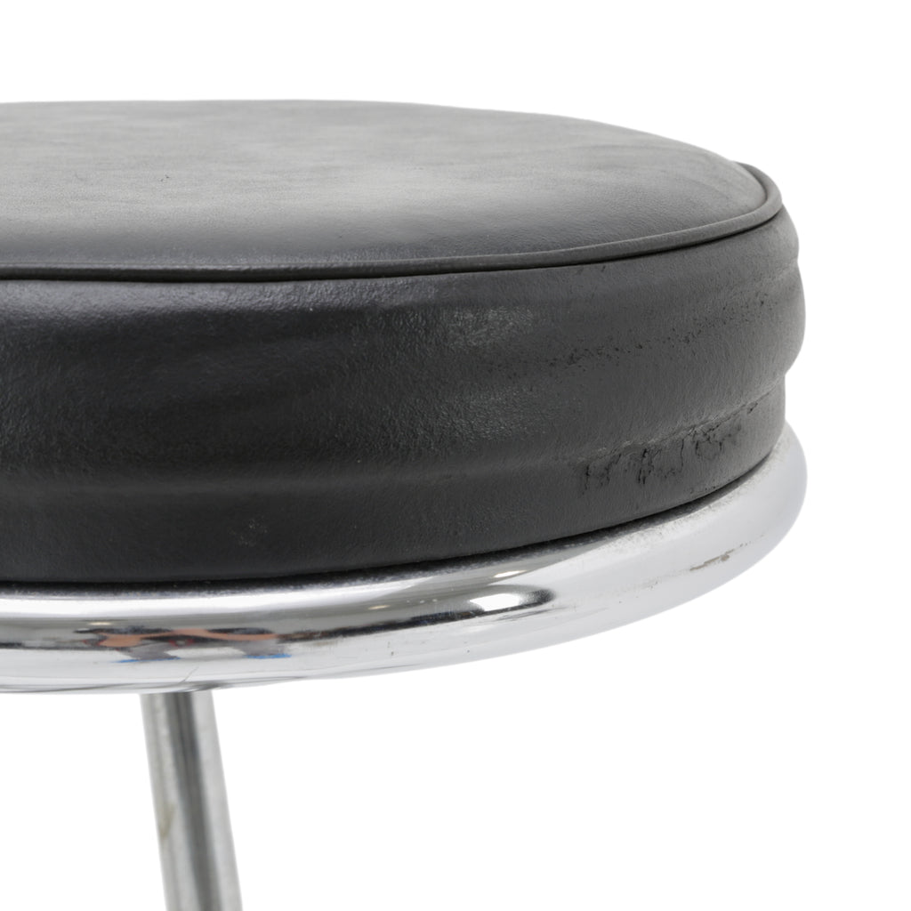 Black Metal Bar Stool