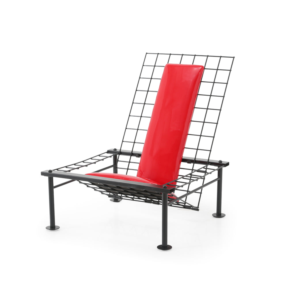 Black & Red Postmodern Quebec 69 Chair