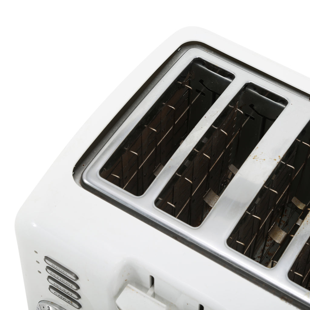 White Cuisinart Toaster