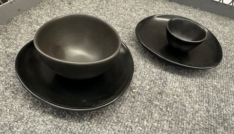 Matte Black Ceramic Contemporary Tea Set (Cup and Plate)