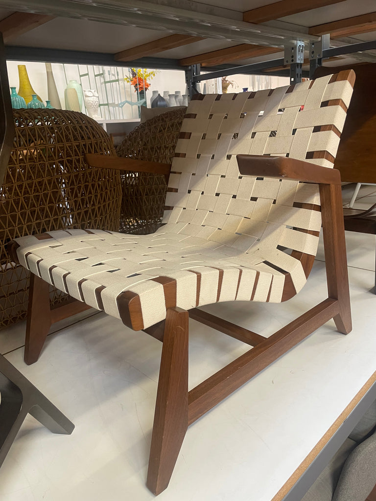 White Strap Outdoor Lounge Chair