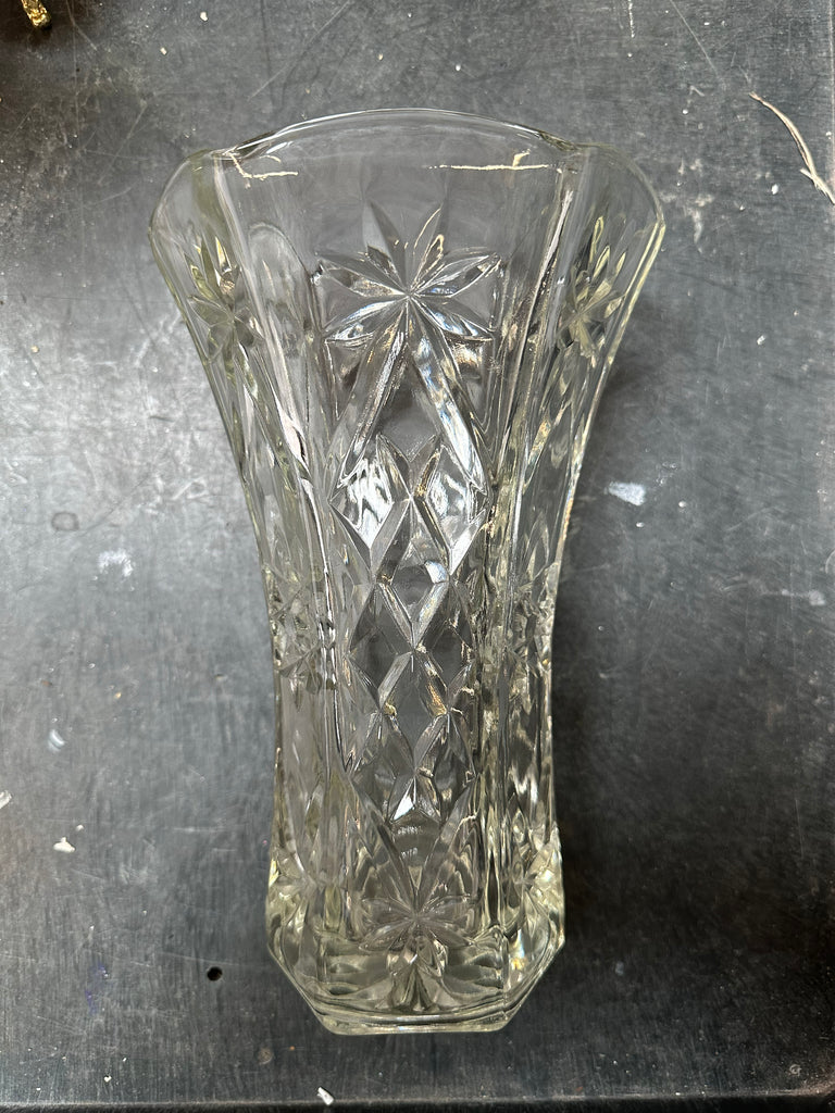 Clear Cut Glass Flower Vase with Diamond and Starburst Pattern