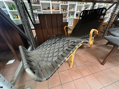 Black Woven Strap Chaise Lounge