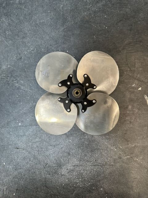 4-Blade Metal Fan