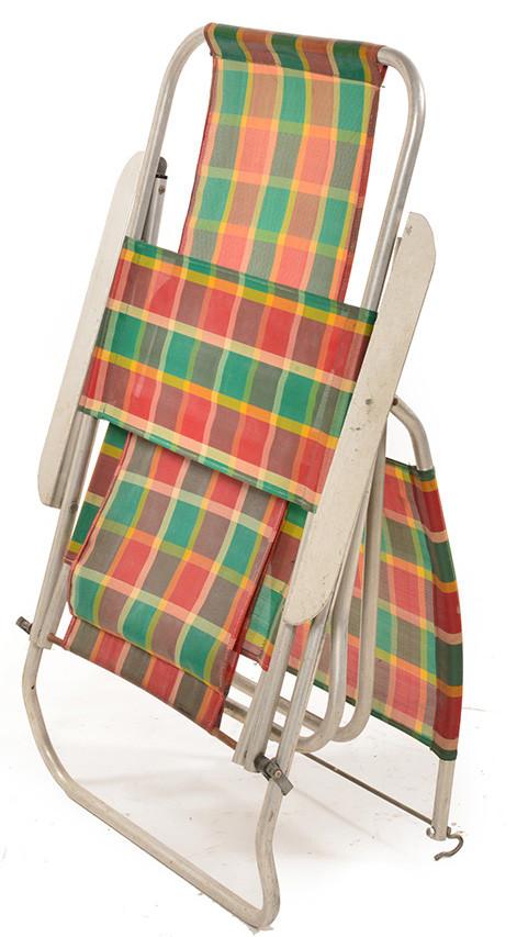 Red & Green Plaid Outdoor Folding Chaise