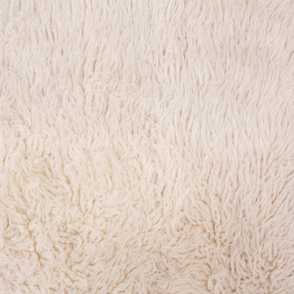 Small Shag Rug Small White Shag Rug - Gil & Roy Props