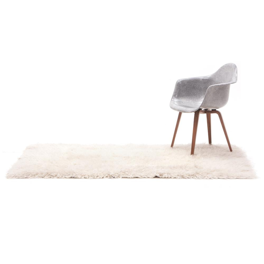 Small Shag Rug Small White Shag Rug - Gil & Roy Props