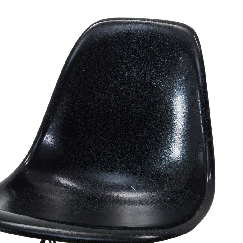 Side Shell Chair with Black Eiffel Base