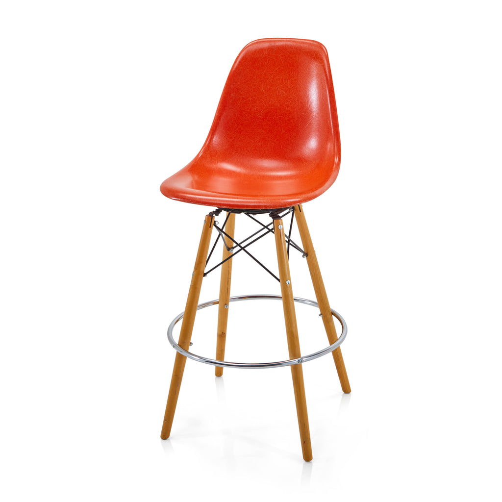 Shell Dowel Bar Stool with Wooden Base