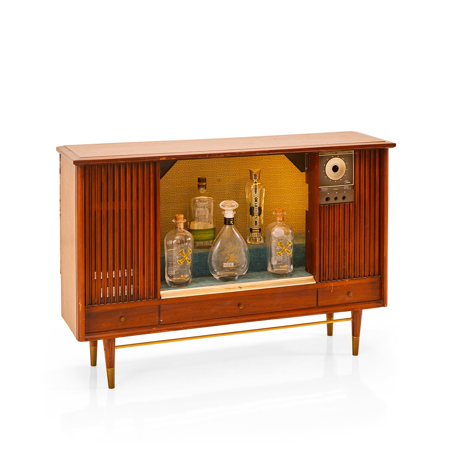 Vintage tv liquor cabinet 2025