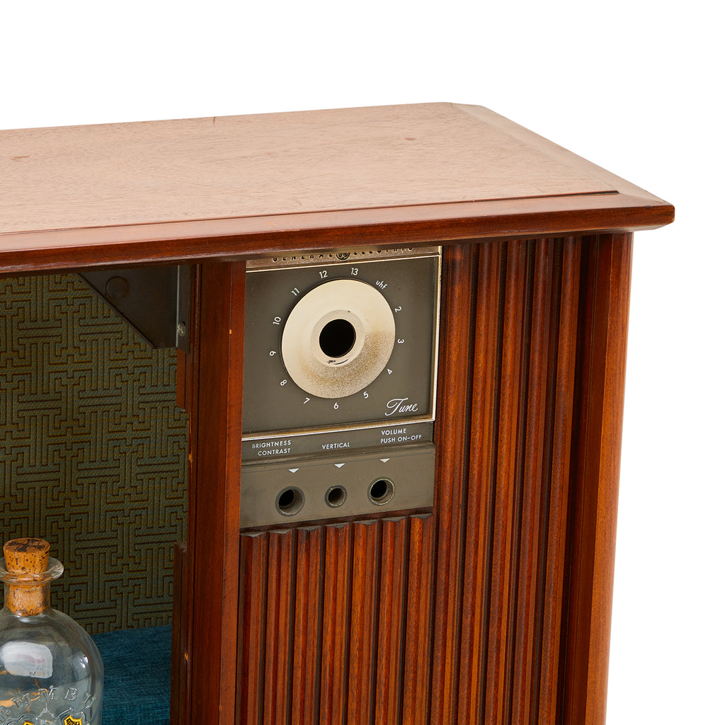 Vintage Wood TV Display Bar