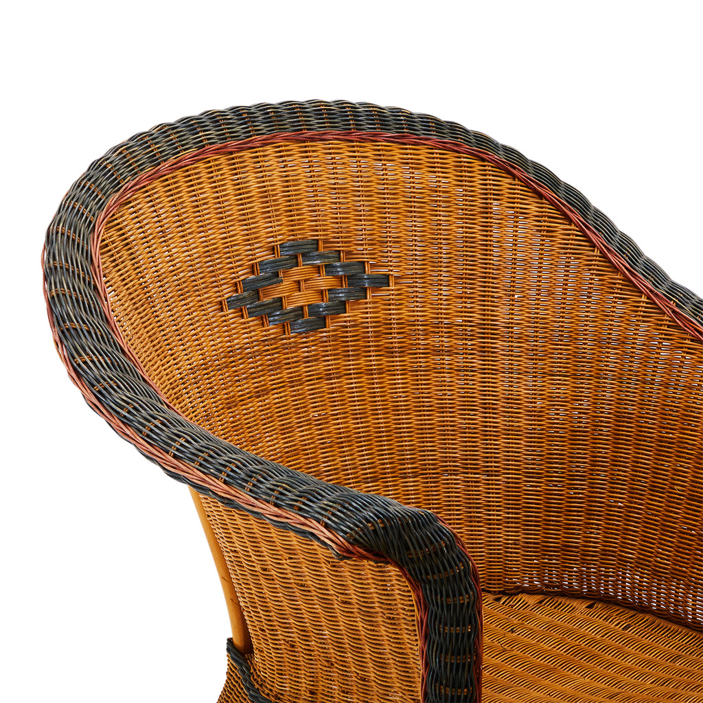 Wicker Chaise Lounge Chair with Olive Trim