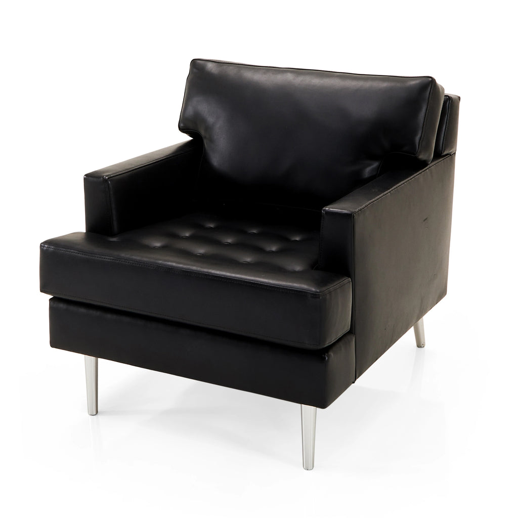 Black 810 Vinyl Lounge Chair