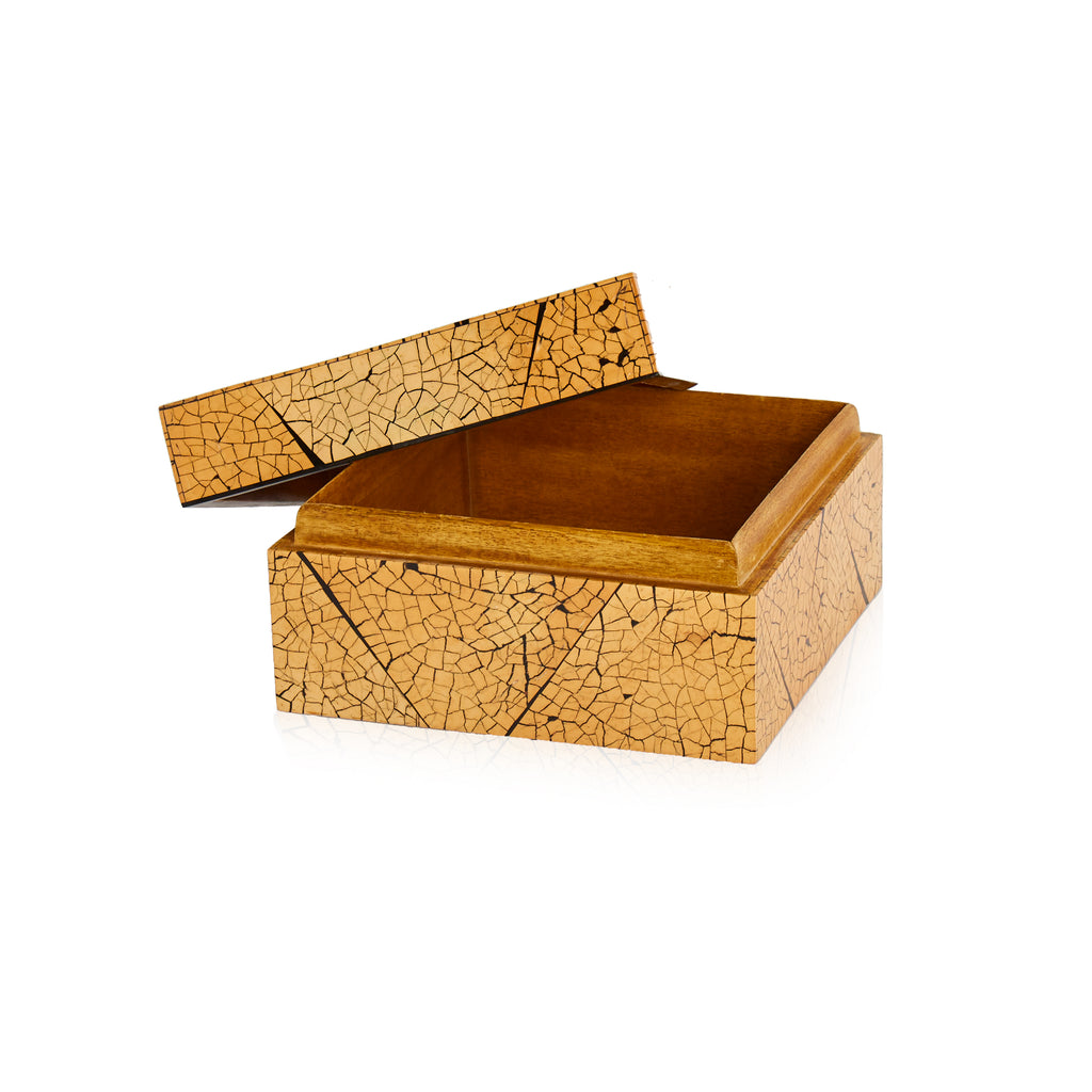 Distressed Wood Patterned Box
