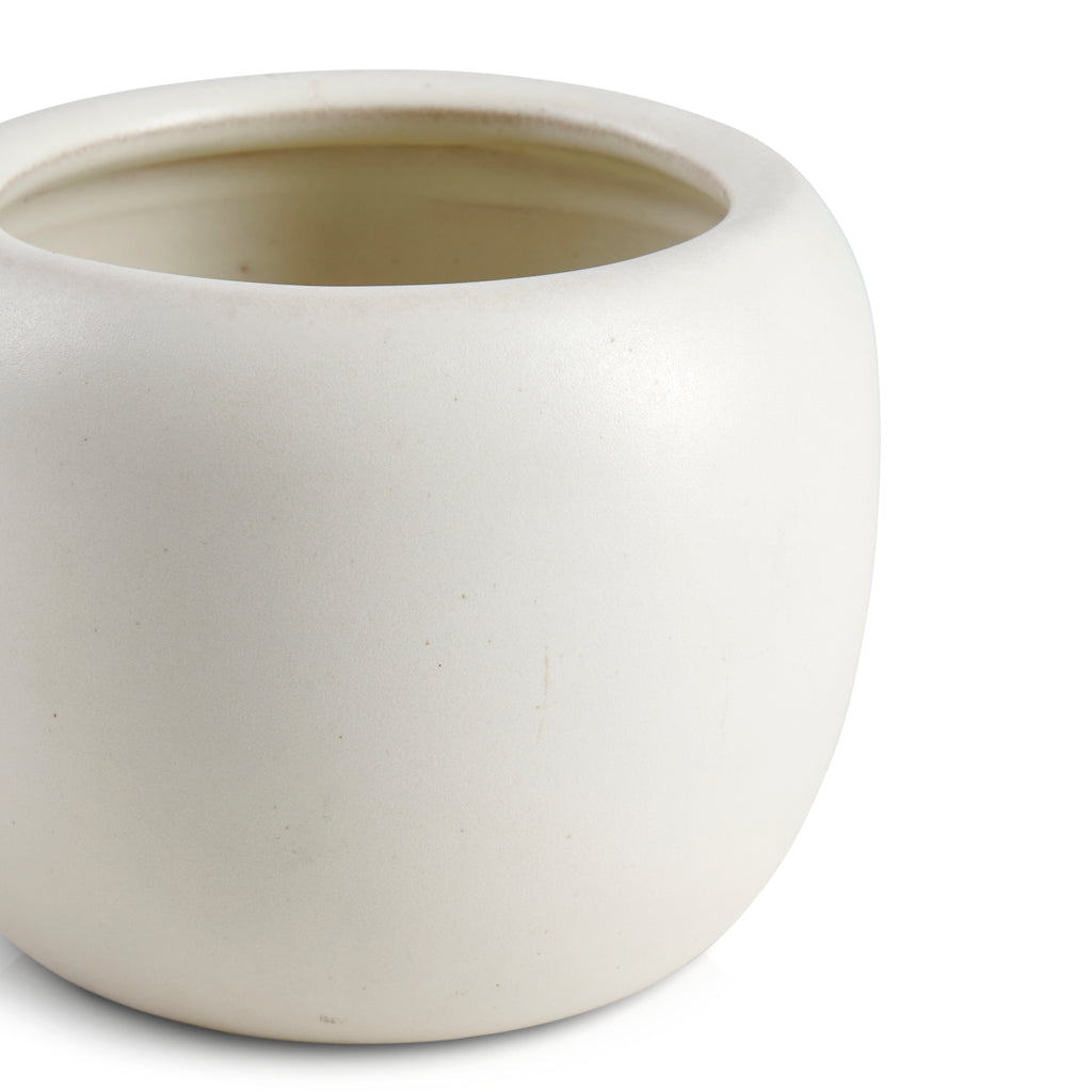 White Small Rounded Planter