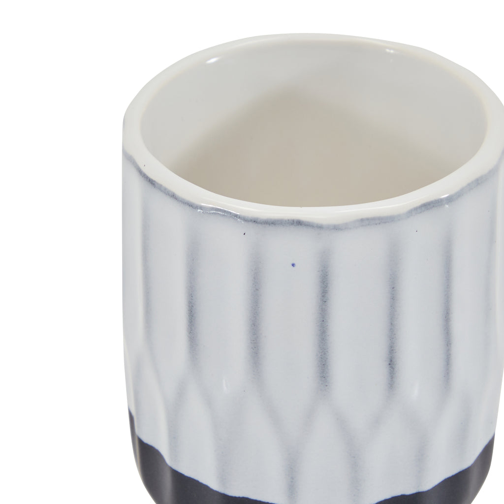 White & Black Ceramic Cup (A+D)