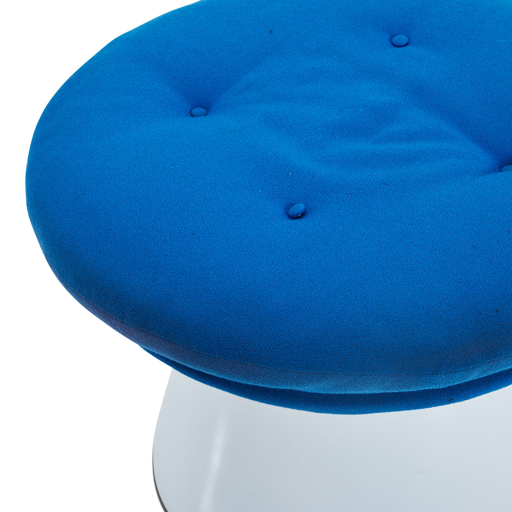 White & Blue Speaker Egg Chair