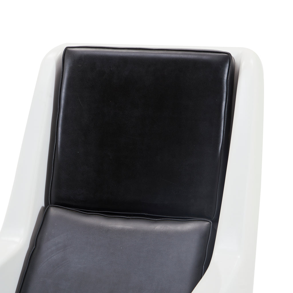 White & Black Mod Flight Chair