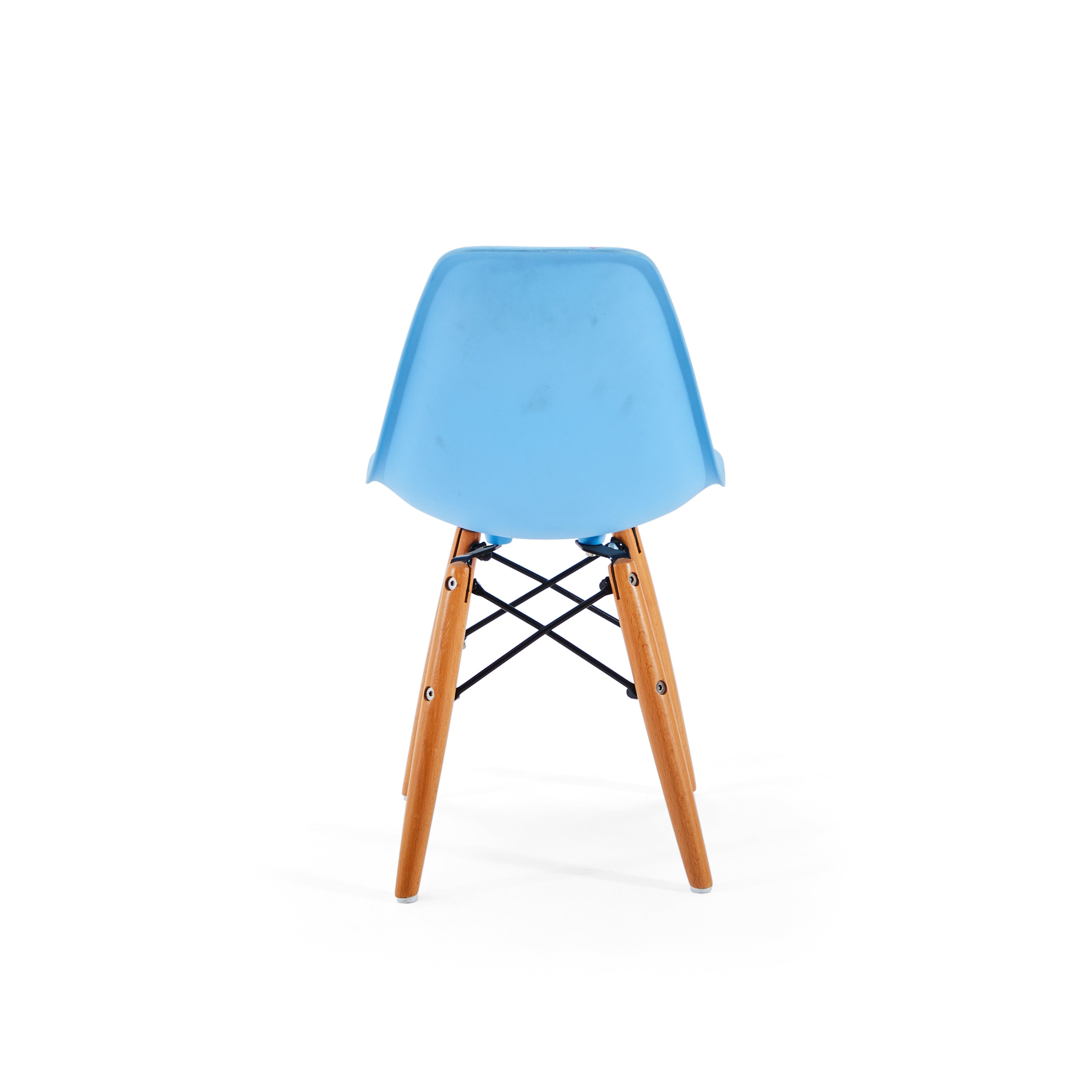 Shell Chair Blue Blue Kids Size Shell Chair - Gil & Roy Props
