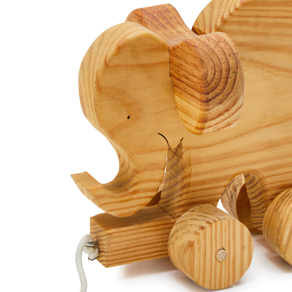 Wooden Elephant w/ Wheels (A+D)