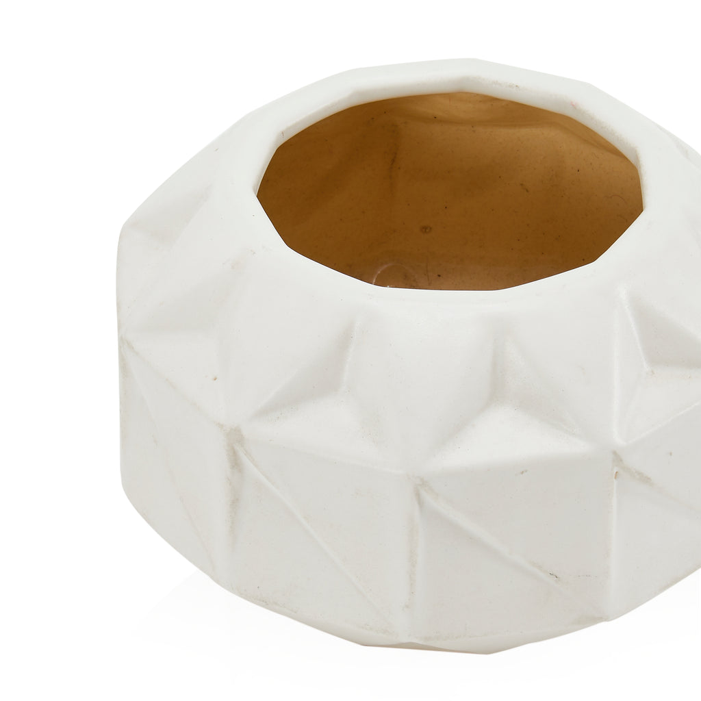 White Geometric Vase (A+D)