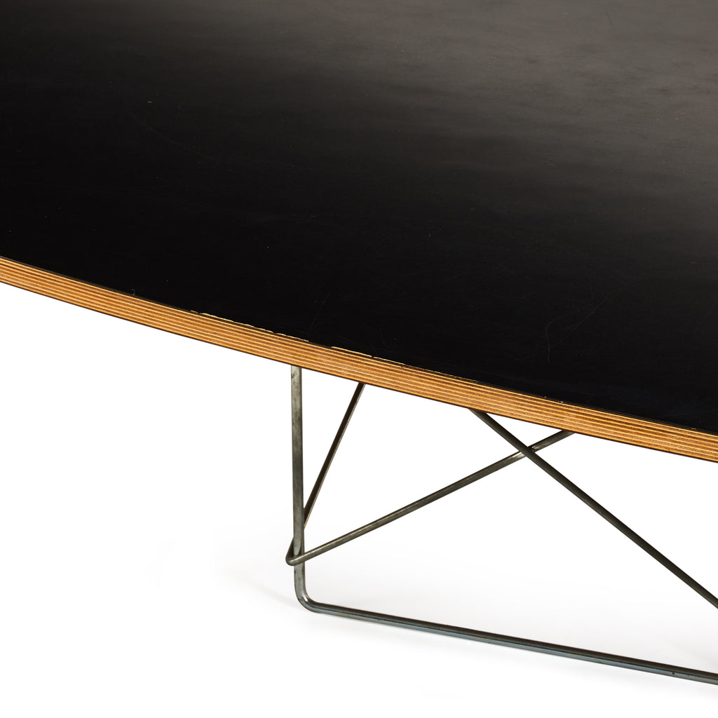 Black Top Wood Wire Leg Table