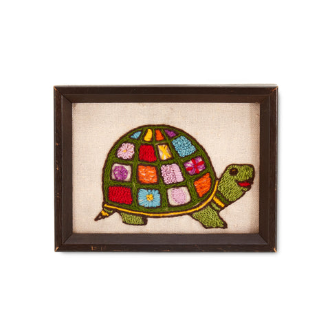 0004 (A+D) Needlepoint Happy Turtle