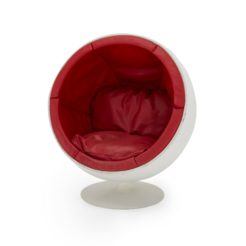Red & White Eero Aarnio Ball Chair