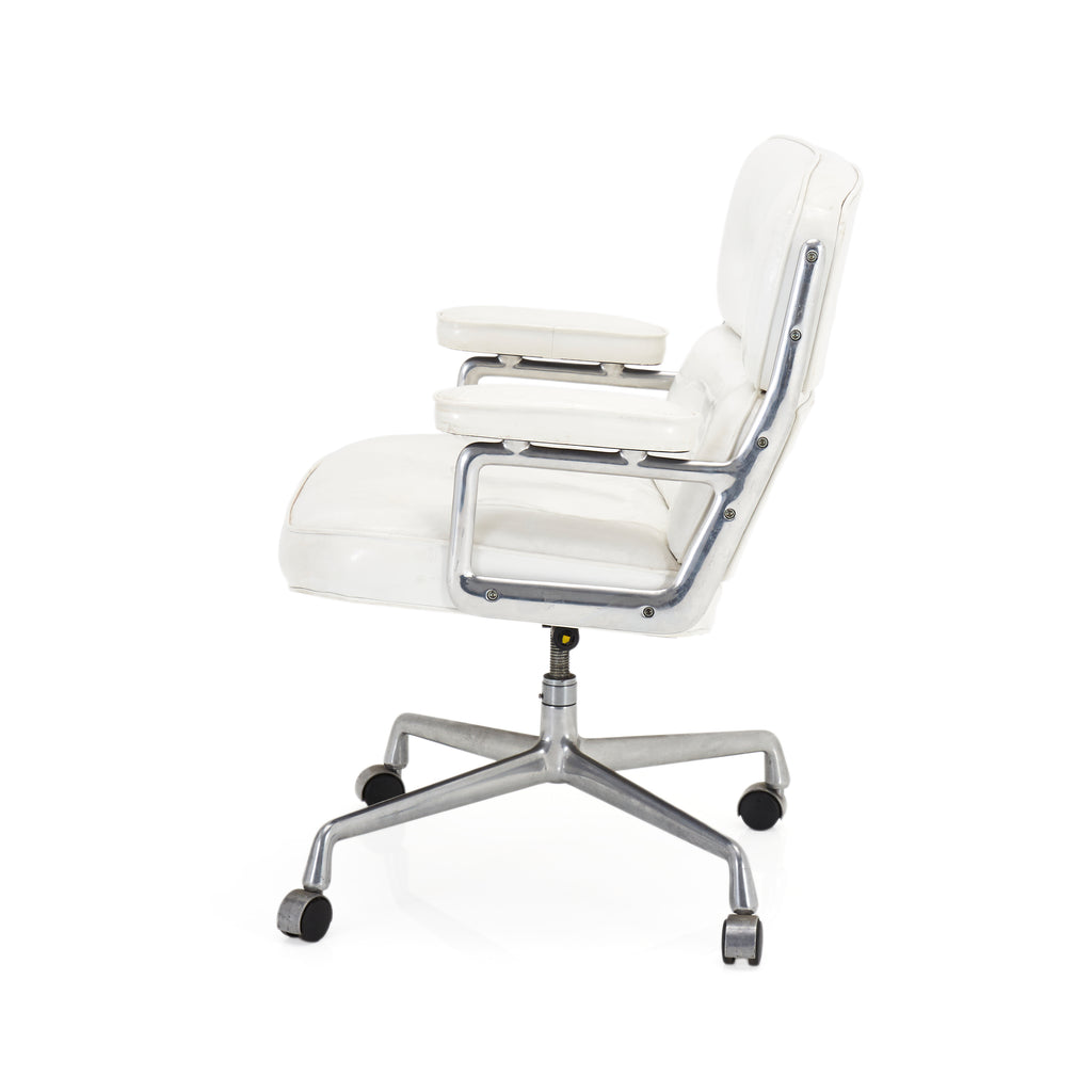 White Patent Shiny Office Chair