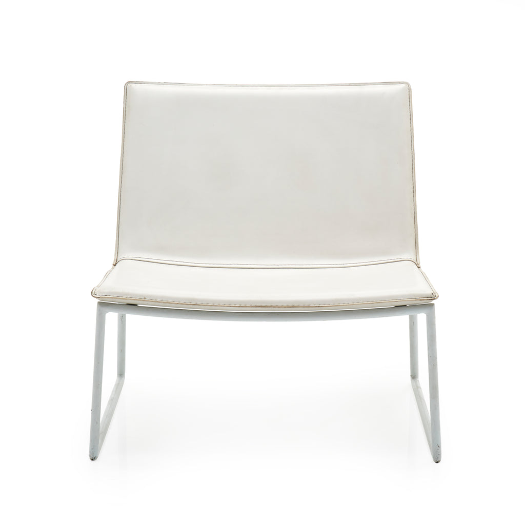 White Leather Cushion Lounge Chair